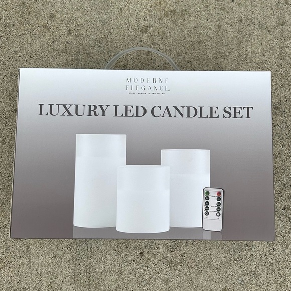 White Luxury LED Candle Set W/Remote By Modern Elegance New In Box - Picture 1 of 2